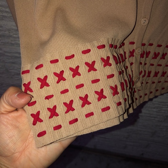 Finity Cardigan - Picture 3 of 3